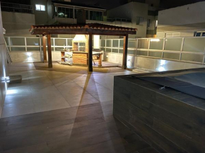 Cobertura Guarujá Apto com Jacuzzi e Churrasqueira